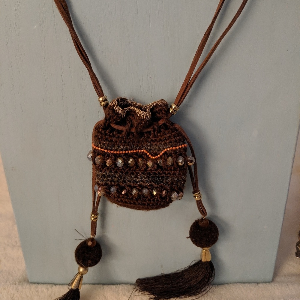 Bag necklace